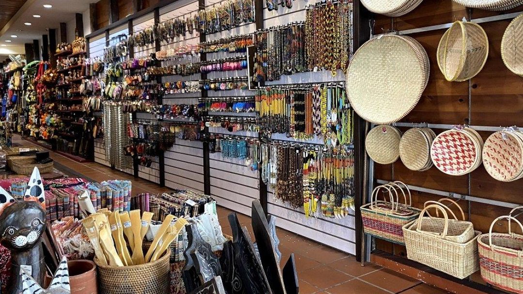 10 Kedai Pakaian di Kuching, Malaysia Terbaik untuk Belanja Fesyen Tempatan 1 10 kedai pakaian di kuching malaysia terbaik untuk belanja fesyen tempatan