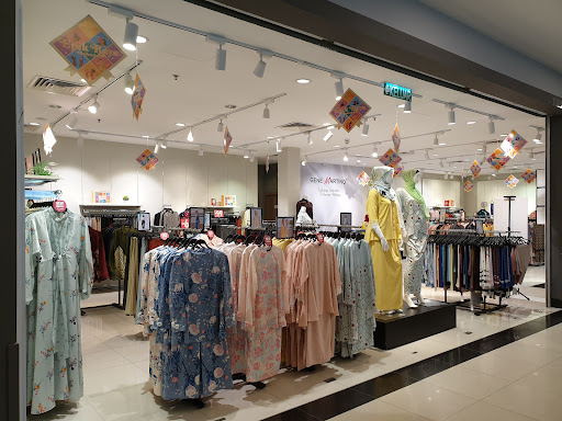 Gene Martino Lotus's Nilai
