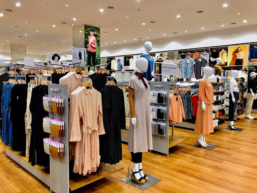 UNIQLO AEON Mall Nilai