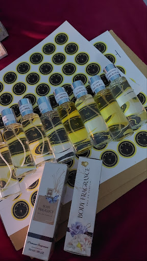 Yaya Fragrance&MobileShopee