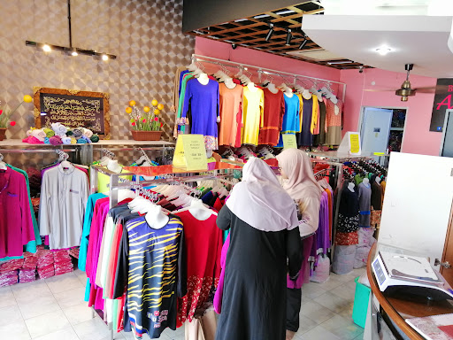 ATIEF DESIGN TSHIRT MUSLIMAH