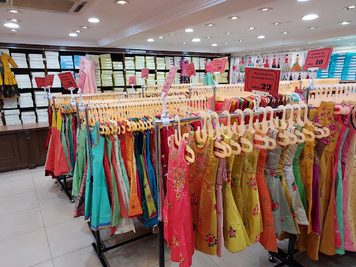 Chennai Silk Palace sdn bhd (சென்னை பட்டு மாளிகை)