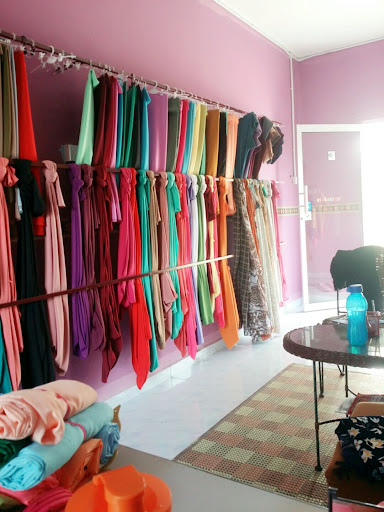 Waheda Scarves