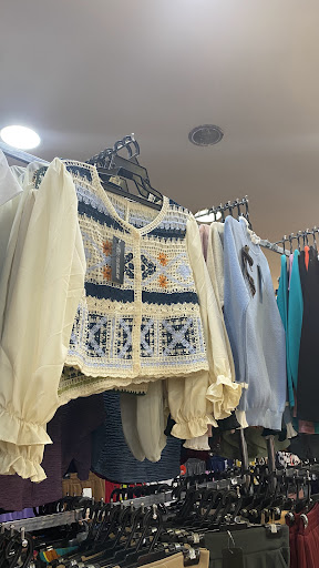 Sheng EE Fashion Centre