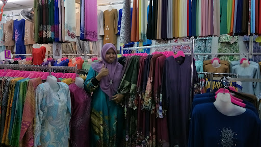 Mahira Collection