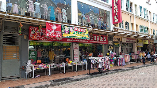 Strawberries Fashion & Accessories Sdn Bhd Strawberries Fashion & Accessories Sdn Bhd