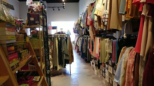 Pretty Blossoms Boutique