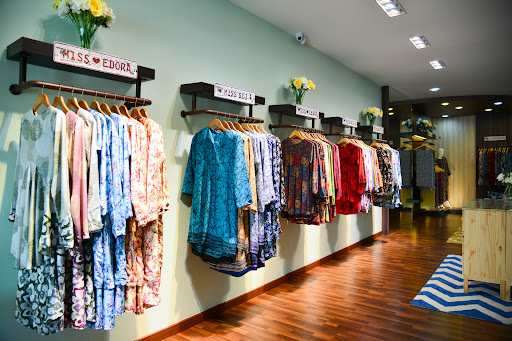 MAWAR BUTIK MAWAR BUTIK