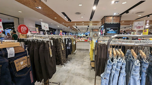 Mis Claire @ SOGO KL Plus Size Fashion Store