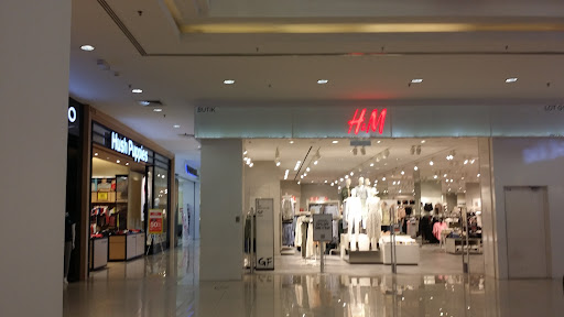 H&M