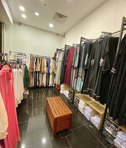 BUTIK HILDA @ Giant Nilai (Pakaian Muslim/Muslimah & Umrah) (HQ Outlet) BUTIK HILDA @ Giant Nilai (Pakaian Muslim/Muslimah & Umrah) (HQ Outlet)