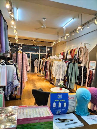 JAMNA & Co Boutique JAMNA & Co Boutique