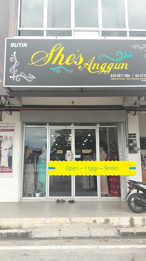 Butik She's Anggun