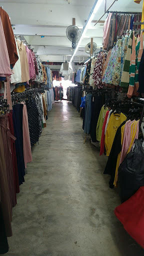 Maziah & Anwar Muslimah Fashion