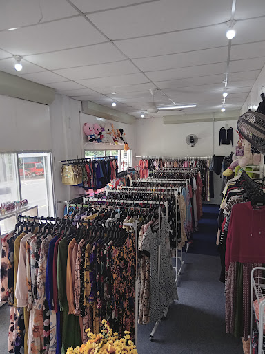 Ha.Fi.ya Dress and Collection