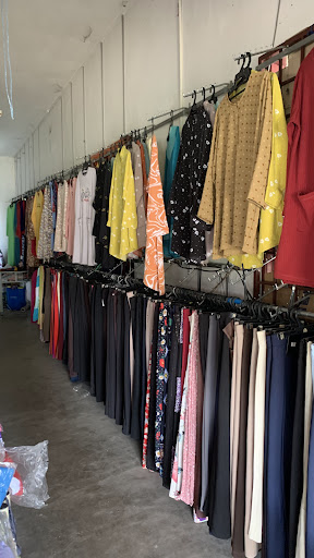 Kedai Pakaian