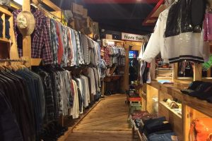 Kedai Pakaian di Selangor, Malaysia - Temukan Pilihan Terbaik & Harga Menarik 15 Kedai Pakaian di Selangor, Malaysia – Temukan Pilihan Terbaik & Harga Menarik
